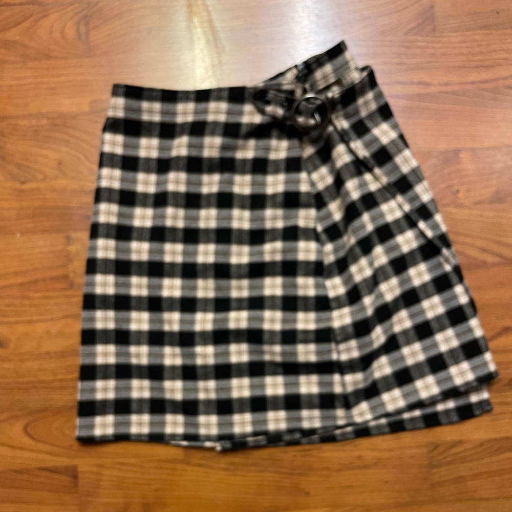 Hollister high rise skirt